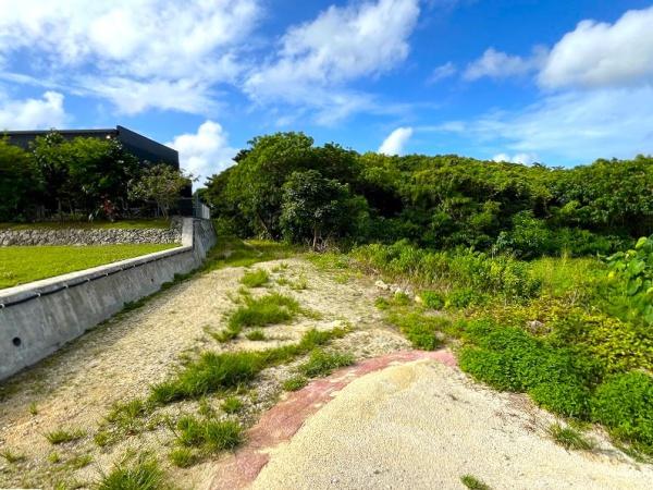 宮古島市平良字西里の土地