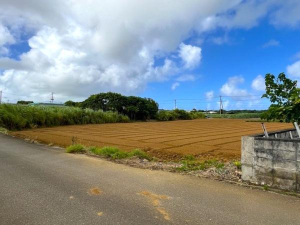 宮古島市平良字西仲宗根の土地