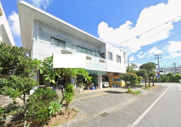 平良東仲宗根通り沿い　店舗兼住宅6LDKRC造建物60坪