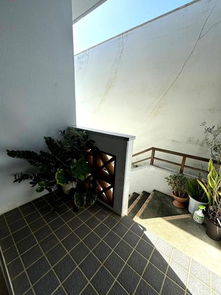 平良東仲宗根通り沿い　店舗兼住宅6LDKRC造建物60坪