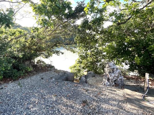 伊良部国仲　入り江前　RC造平屋建　建物18坪　土地397坪