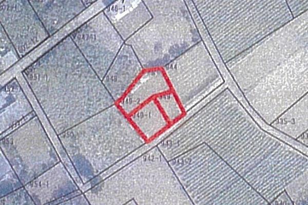 【土地】西仲宗根　添道近く　170坪　畑
