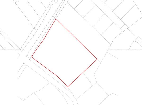 【土地】久松小学校近く　527坪　雑種地