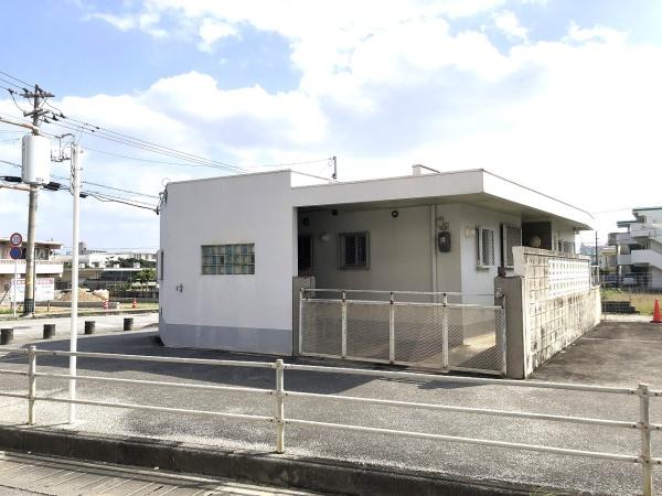【戸建】平良西里の平一小近く角地　建物23坪　土地約37坪
