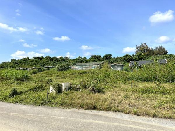 【収益】城辺長間約1,000坪の土地と雄大な景色コテージ