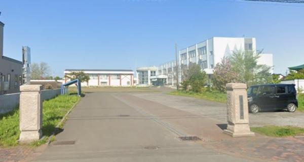 石狩郡当別町スウェーデンヒルズの中古一戸建て(当別町立西当別小学校)