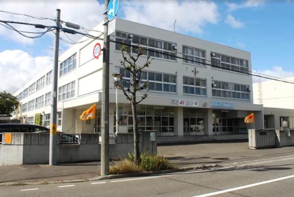 札幌市北区新琴似三条１３丁目の中古一戸建て(札幌市立光陽小学校)