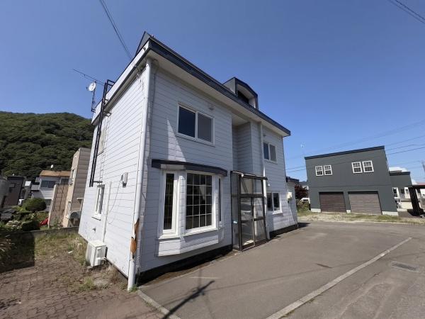 札幌市南区石山一条７丁目の中古一戸建