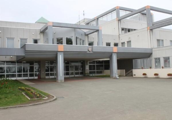 札幌市西区宮の沢四条４丁目の土地(札幌市立手稲宮丘小学校)