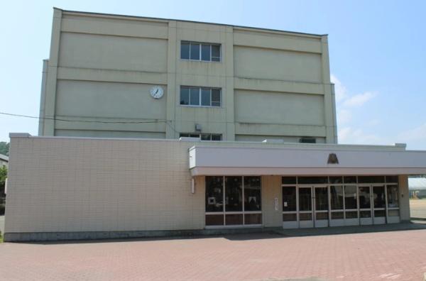 札幌市南区川沿四条５丁目の中古一戸建て(札幌市立藻岩小学校)