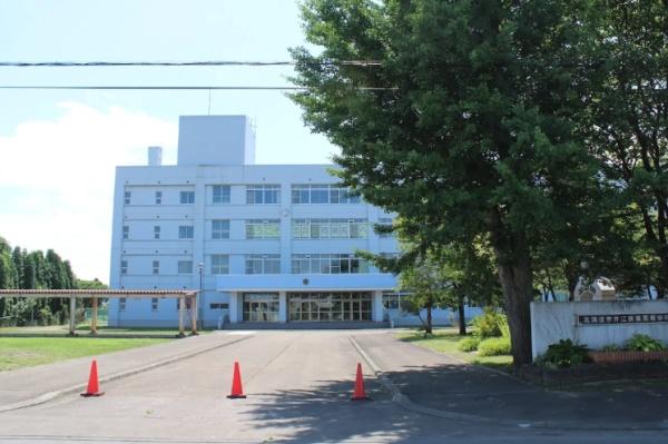 空知郡奈井江町字奈井江の中古一戸建て(北海道奈井江商業高校)