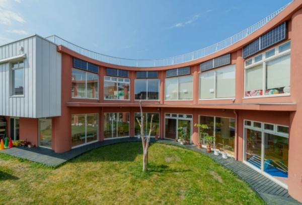 札幌市北区拓北七条１丁目の中古一戸建て(認定こども園ひまわり)