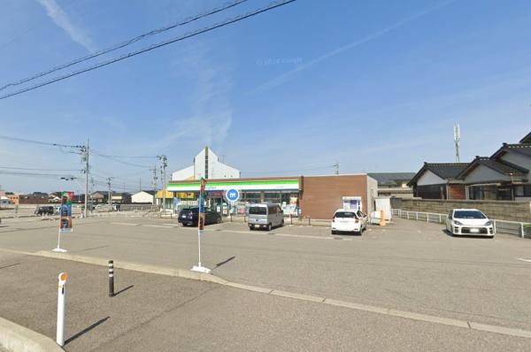 かほく市宇気の中古一戸建て(ファミリーマートかほく七塚店)