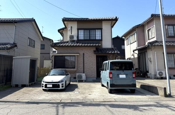 かほく市宇気の中古一戸建