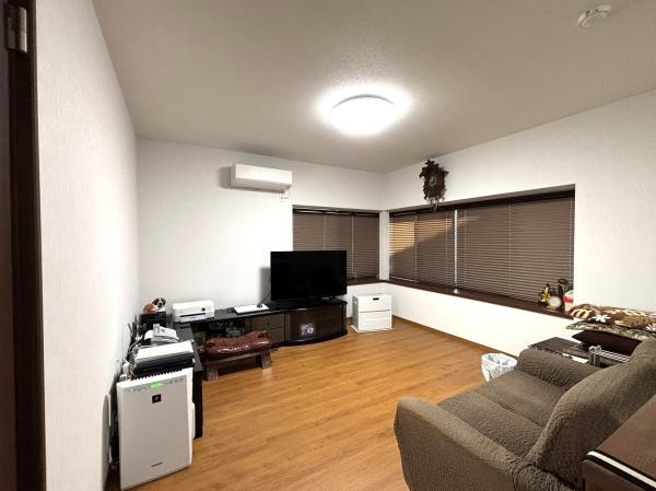 かほく市宇気の中古一戸建