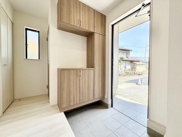 一宮市大和町於保　全1棟
