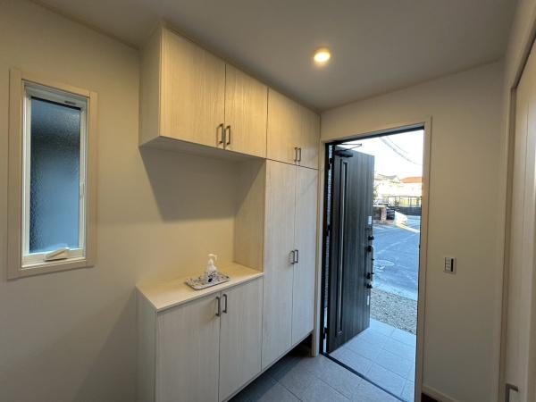 一宮市木曽川町黒田　C号棟　全3棟