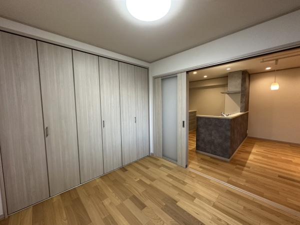 一宮市木曽川町黒田　B号棟　全3棟