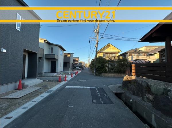 一宮市木曽川町黒田　B号棟　全3棟