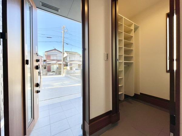 一宮市馬見塚字長畑の中古一戸建て