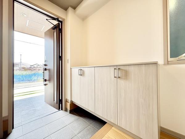一宮市木曽川町黒田3　B号棟　全2棟