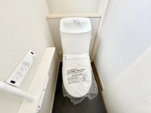 一宮市木曽川町黒田3　A号棟　全2棟