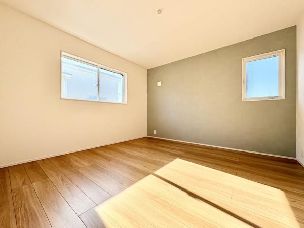 一宮市浅井町小日比野字東裏の中古一戸建て