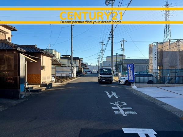 一宮市三ツ井6丁目　全1棟