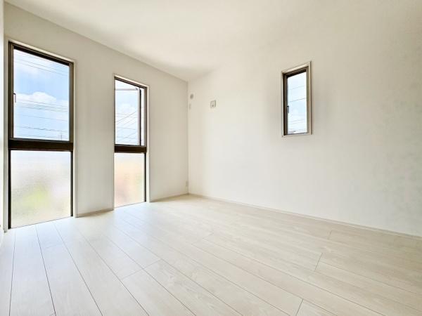 一宮市奥町字三出西の中古一戸建て