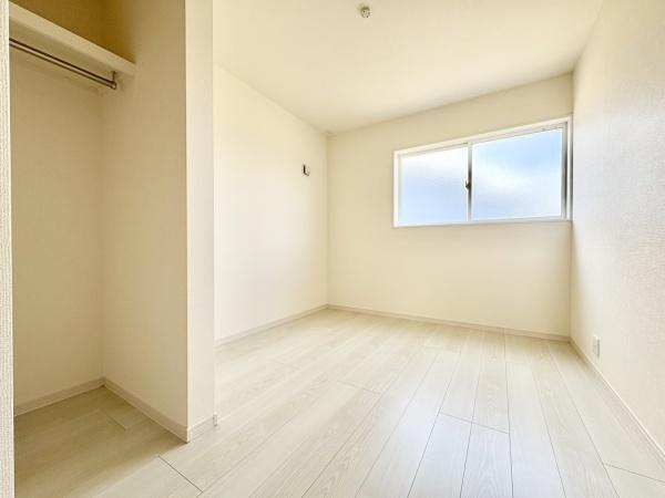 一宮市浅井町大日比野　2号棟　全2棟