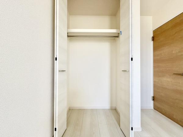 一宮市浅井町大日比野　2号棟　全2棟