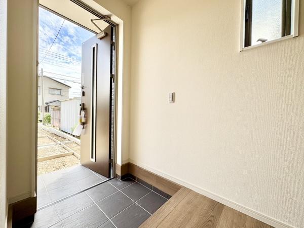 一宮市浅井町大日比野　1号棟　全2棟