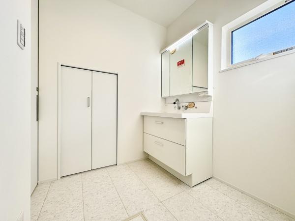 一宮市千秋町小山字城の中古一戸建て