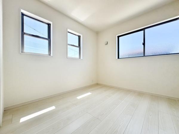 一宮市萩原町富田方第4　2号棟　全3棟