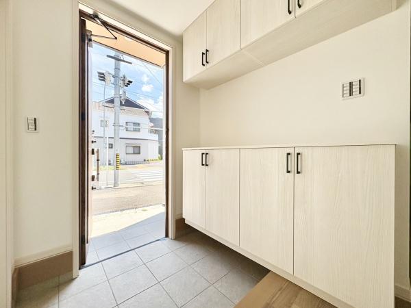 一宮市野口2丁目　全1棟