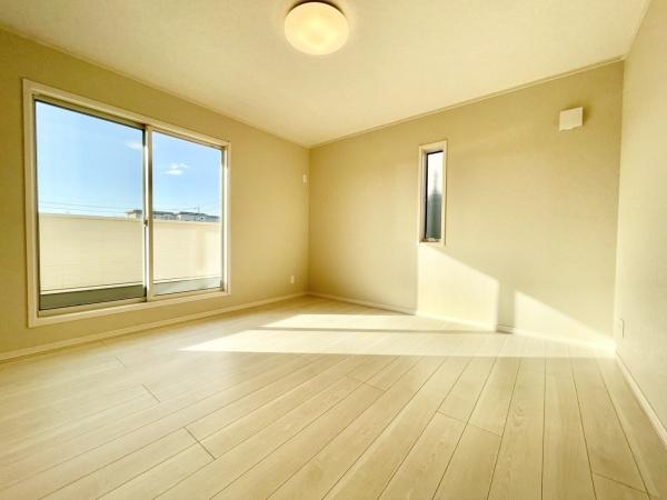 一宮市小信中島字南平口の中古一戸建て