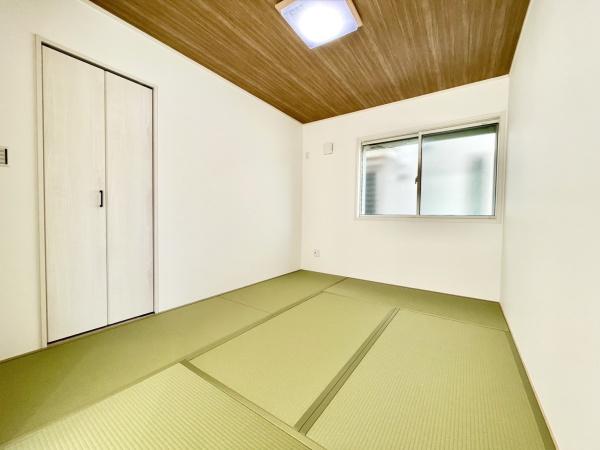 一宮市小信中島字南平口の中古一戸建て