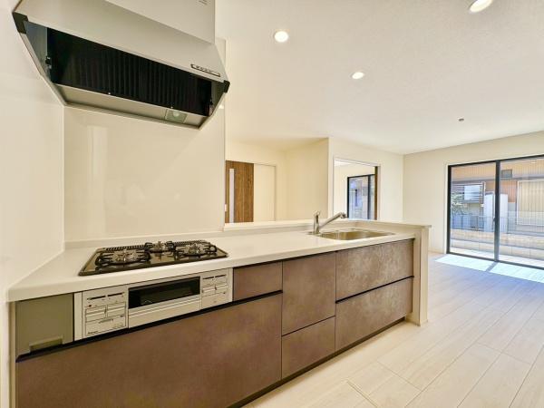 岐阜市琴塚町4丁目　2号棟　全2棟