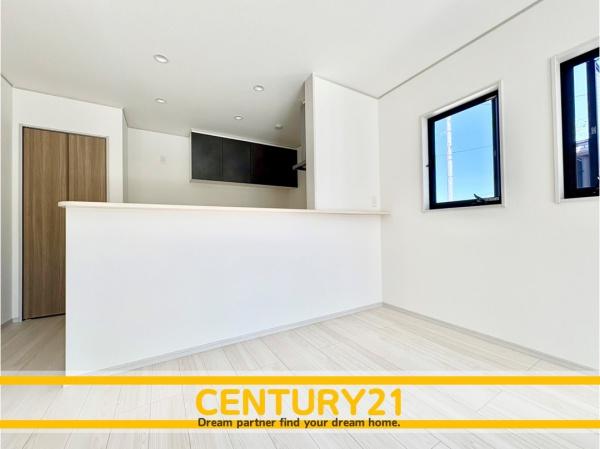 岐阜市江崎南　全1棟