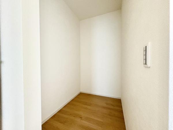 岐阜市加納永井町3丁目4期　全1棟