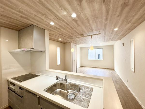 岐阜市加納前田町　全1棟