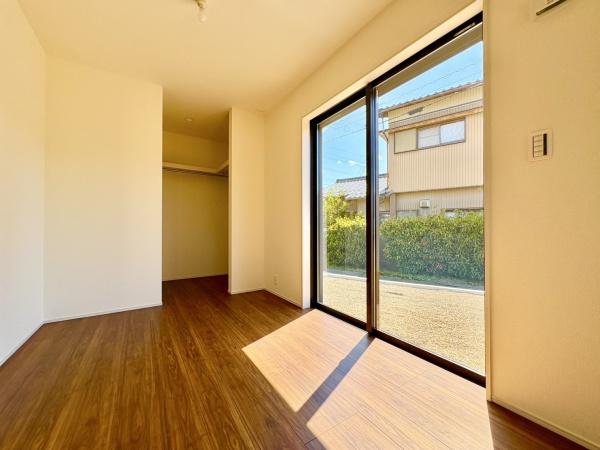 岐阜市芥見町屋2丁目　全1棟