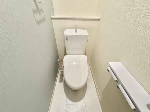 一宮市千秋町加納馬場　全1棟