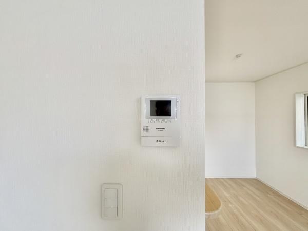 一宮市三ツ井6丁目　2号棟　全2棟