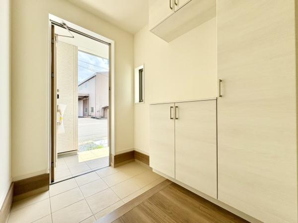 一宮市木曽川町玉ノ井第9　5号棟　全5棟