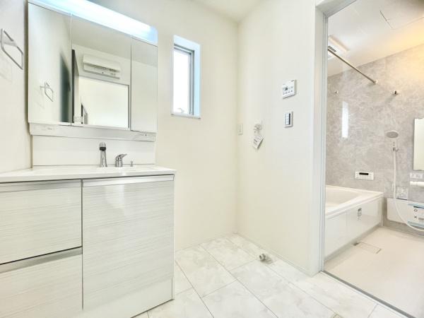 一宮市木曽川町玉ノ井第9　1号棟　全5棟