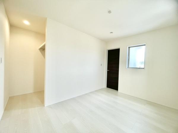 一宮市木曽川町玉ノ井第9　1号棟　全5棟