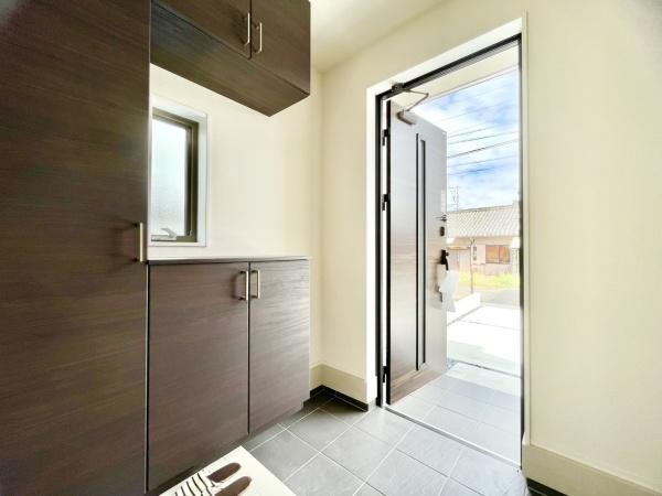 一宮市木曽川町玉ノ井第9　1号棟　全5棟