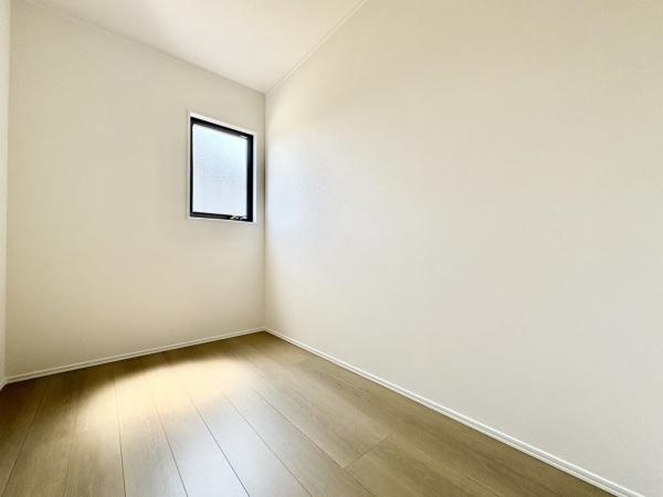 笠松町北及7　B棟　全2棟