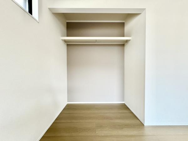 笠松町北及7　B棟　全2棟